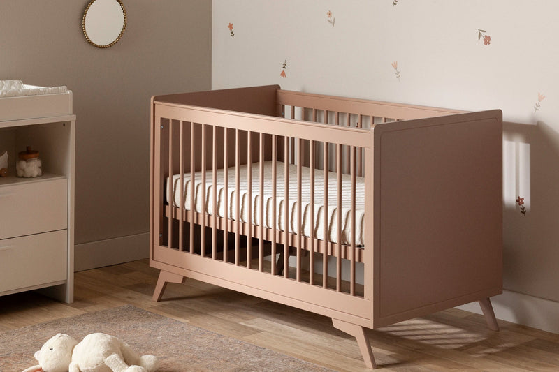 Ensemble lit de bébé et barrière de transition Milos - Rose blush