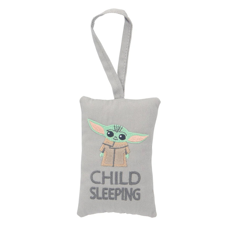 Doudou Yoda et Accroche-porte - The Child Baby Yoda